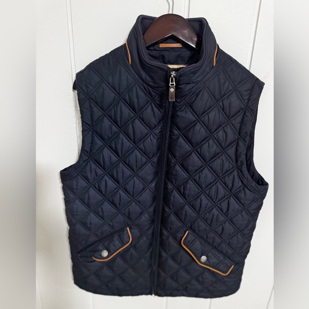 Brooks Brothers Navy Quilted Vest with Tan Plaid Lining - Picture 2 of 8